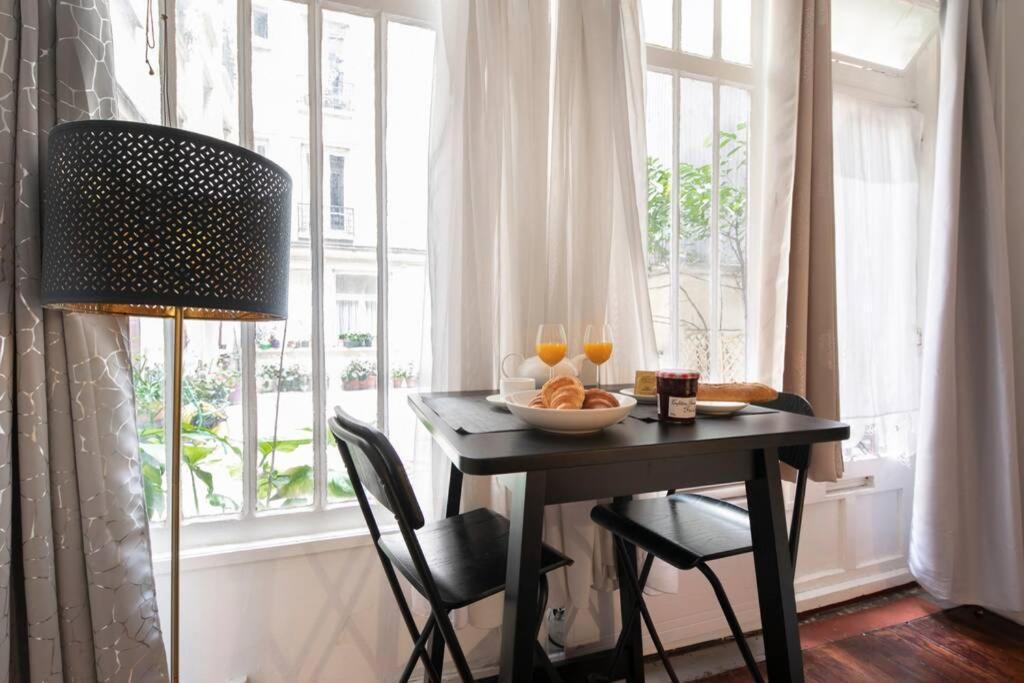 Two Beautiful Studios - Bastille- 4 pers Paris Extérieur photo